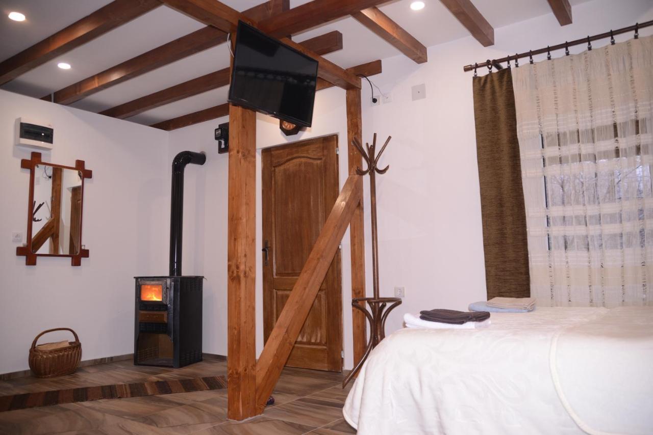 Holiday home Vikend Kuca Maksimovic